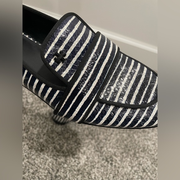 Tory Burch Evette patent leather penny loafers, size 7.5 - Picture 7 of 12